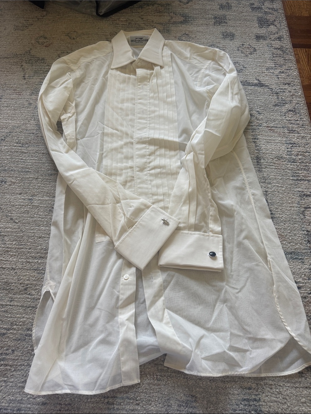 Dege + skinner VINTAGE Off White Pleated Women's Dress Shirt